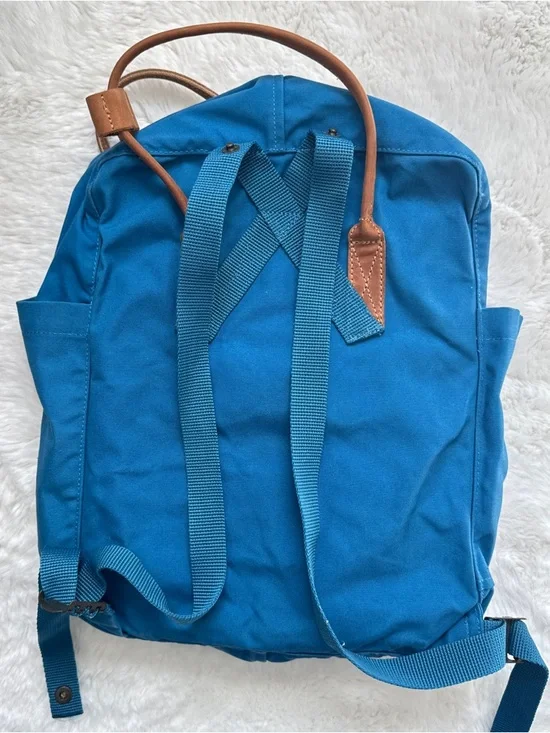 Fjallraven Kånken No. 2 | Leather Accent Blue Backpack w/ G-1000 Padding - Picture 2 of 10